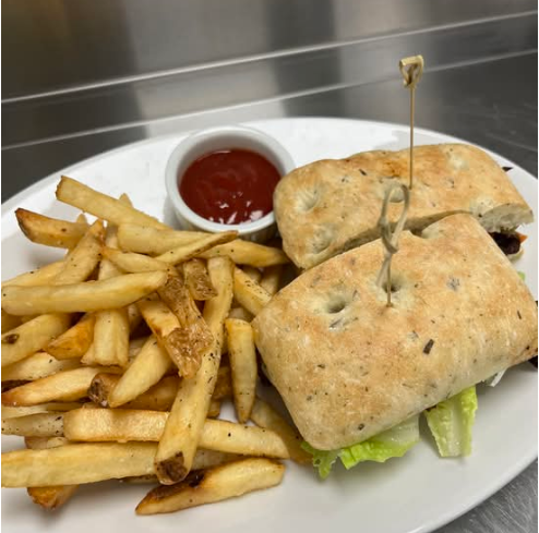 Tandoori Chicken Sandwich at MoMo & Wok Edmonton